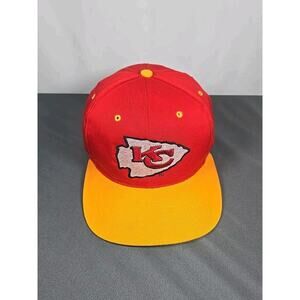 Vintage Kansas City Chiefs Hat Cap Team NFL Snapback Embroidered "Lucky" IN Back